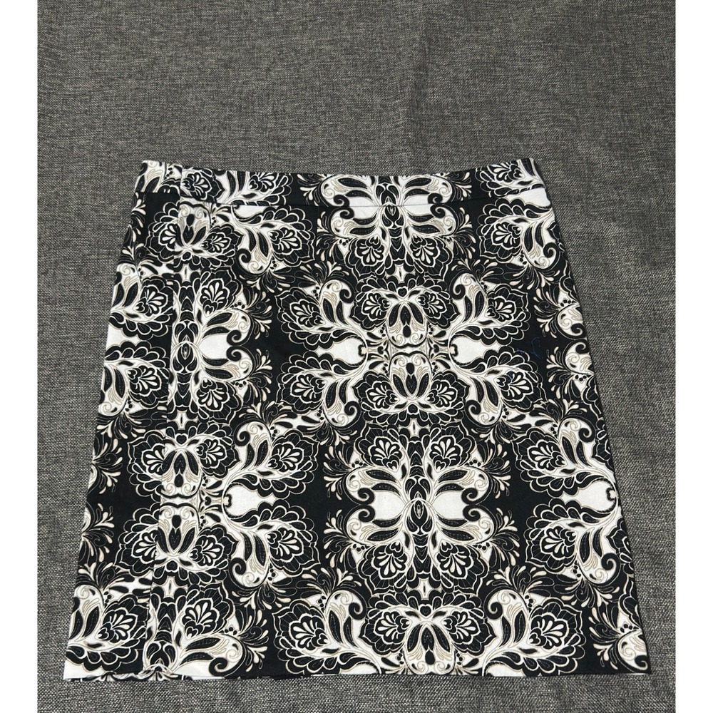 Nue Options Woman 16W Skirt Black White Damask Print
